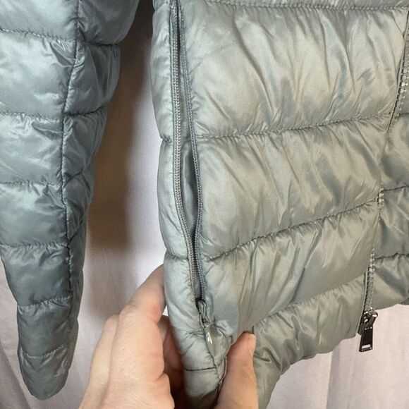 Antonio Melani Light Green Puffer Jacket With Hood Size XS Preowned - Picture 4 of 16